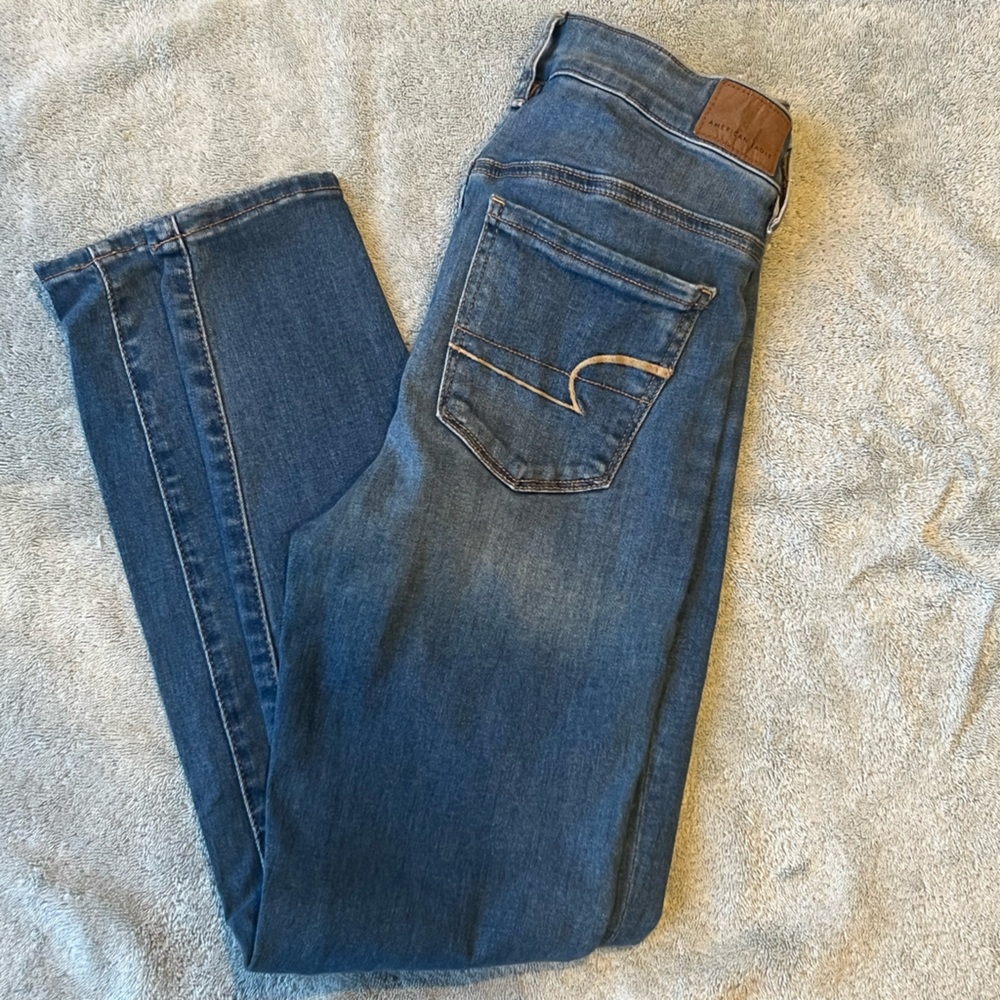 American Eagle High Rise Skinny Jeans